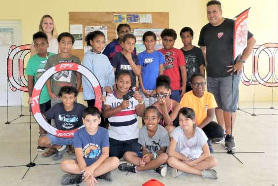 Touho : le pilotage de drone enseigné en classe primaire